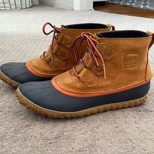 Sorel out ‘n about boots